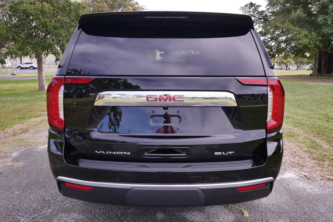 2022 GMC Yukon 5th Gen - Image 5 of 31