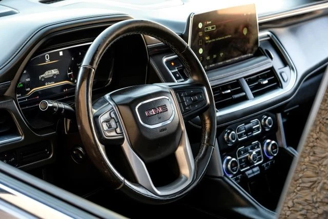 2022 GMC Yukon 5th Gen - Image 20 of 21