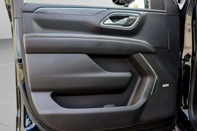2022 GMC Yukon 5th Gen - Image 14 of 21