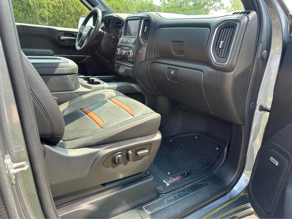 2022 GMC Sierra 5th Gen - Image 11 of 20