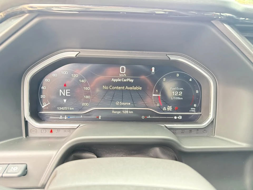 2022 GMC Sierra 5th Gen - Image 9 of 17