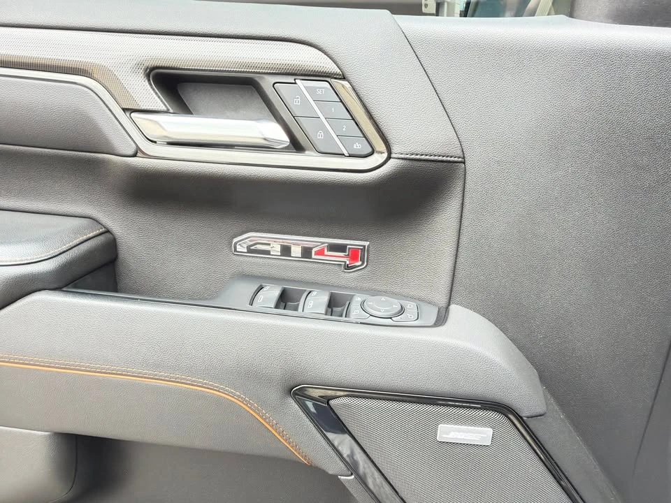 2022 GMC Sierra 5th Gen - Image 11 of 17