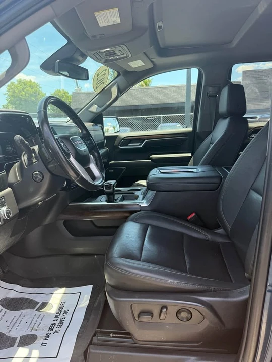 2022 GMC Sierra 5th Gen - Image 7 of 12