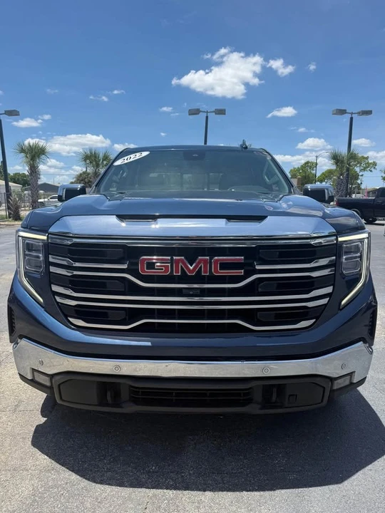 2022 GMC Sierra 5th Gen - Image 2 of 12