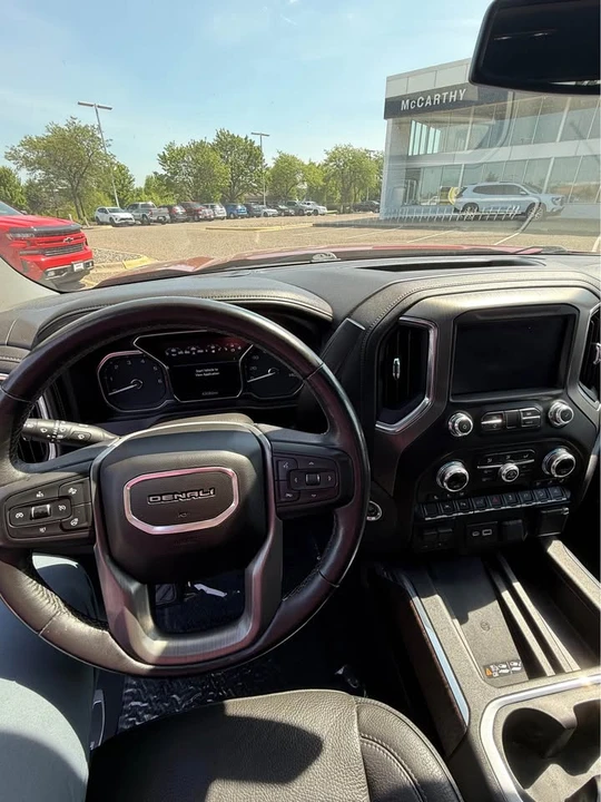 2022 GMC Sierra 5th Gen - Image 10 of 11