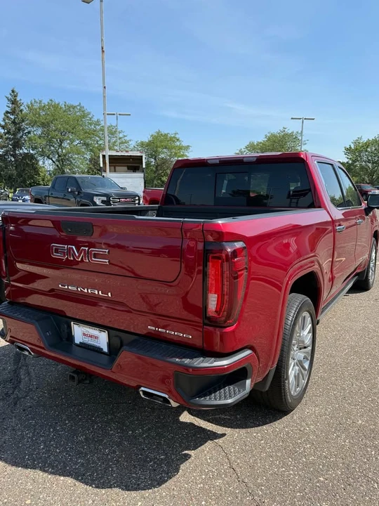 2022 GMC Sierra 5th Gen - Image 7 of 11