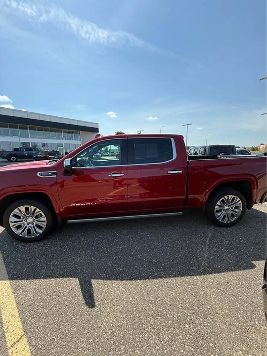2022 GMC Sierra 5th Gen - Image 4 of 11