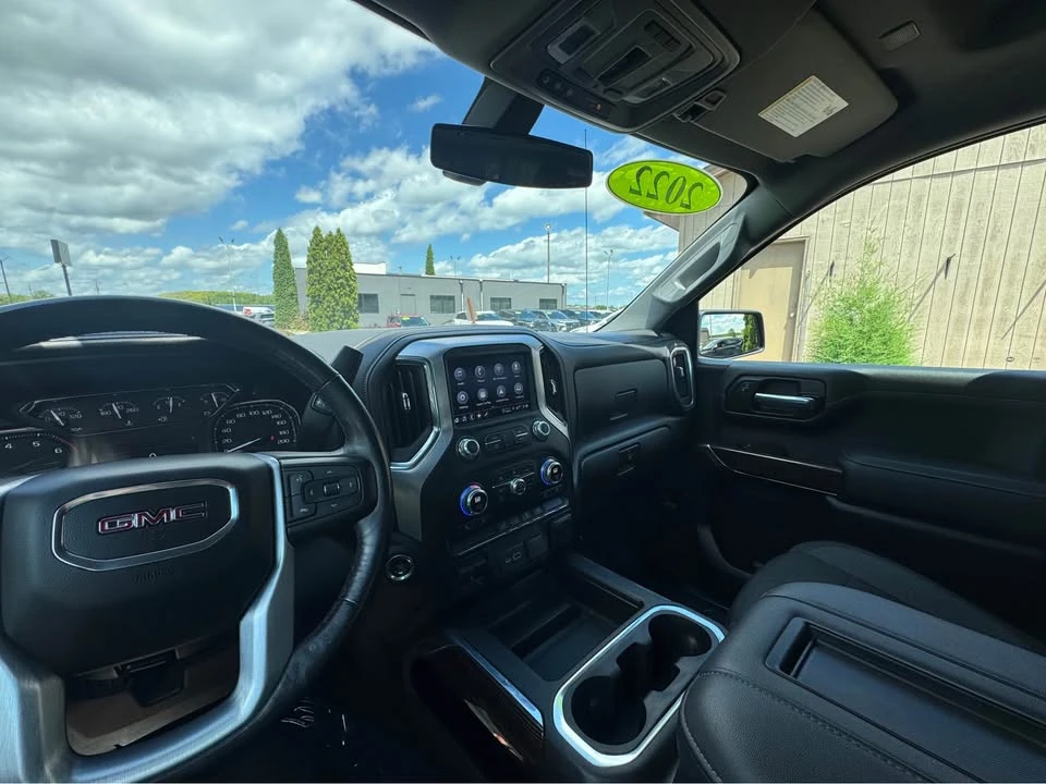 2022 GMC Sierra 5th Gen - Image 9 of 10