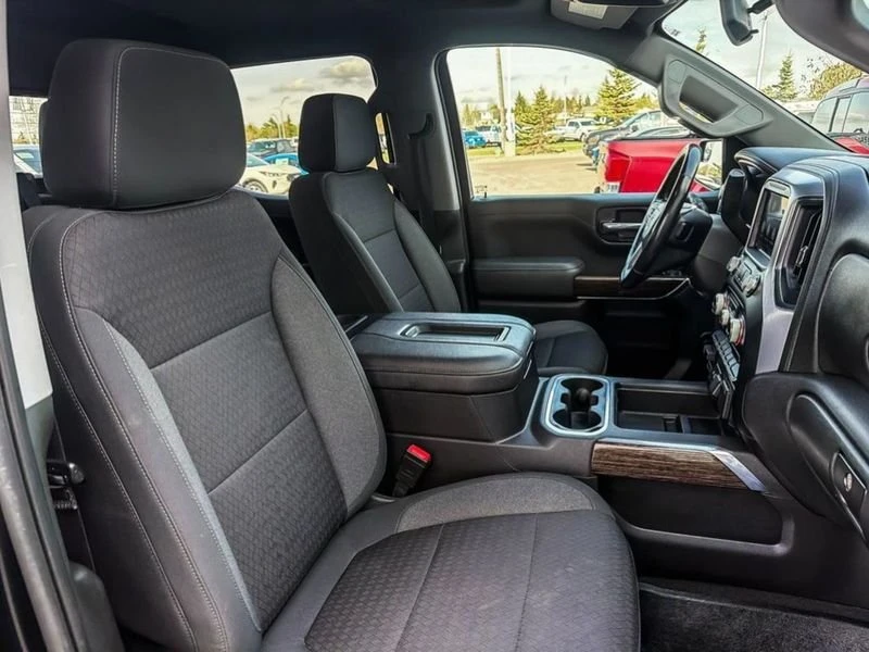 2022 GMC Sierra 5th Gen - Image 17 of 20