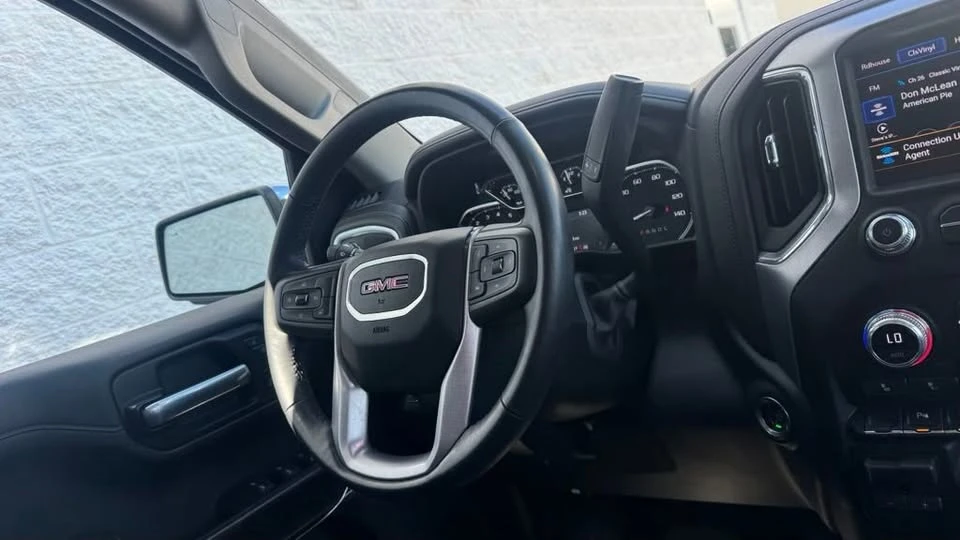 2022 GMC Sierra 5th Gen - Image 16 of 19