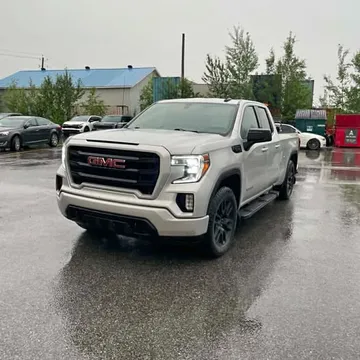 2022 GMC Sierra 1500 LTD Elevation V8 4x4