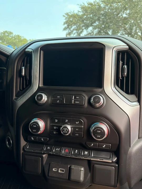 2022 GMC Sierra 5th Gen - Image 10 of 14