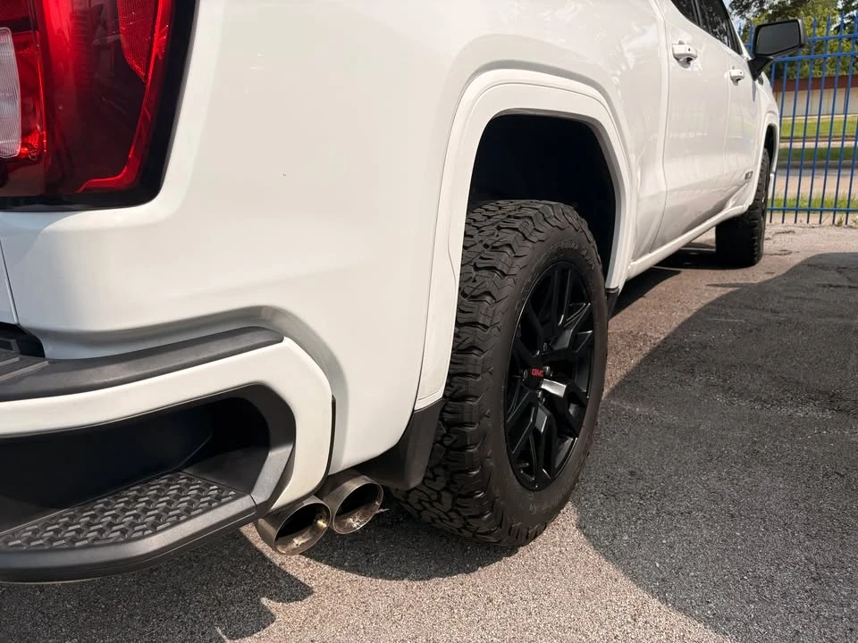2022 GMC Sierra 5th Gen - Image 5 of 14