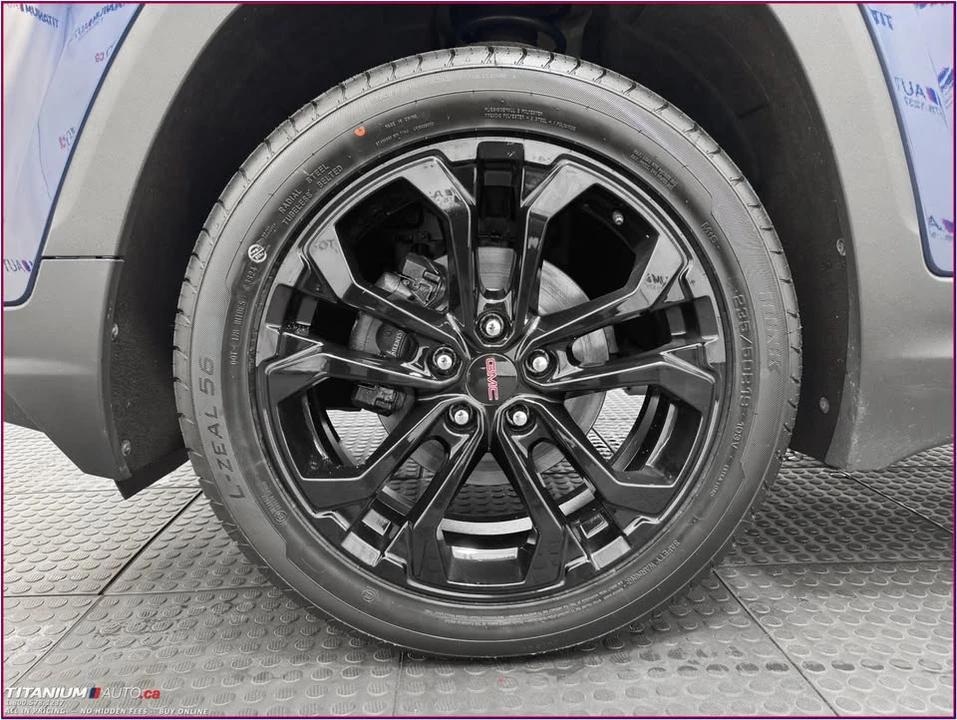 2022 GMC Terrain - Image 13 of 17