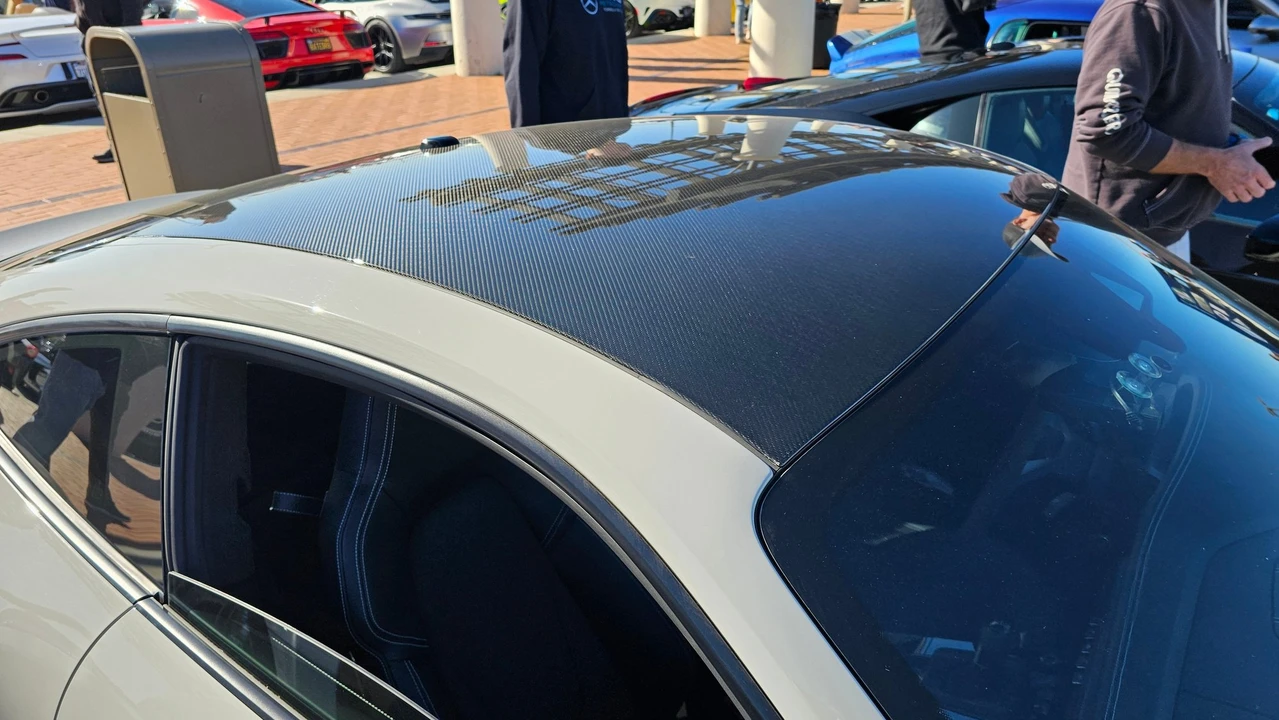 2022 Porsche 992 GT3 - Image 9 of 17