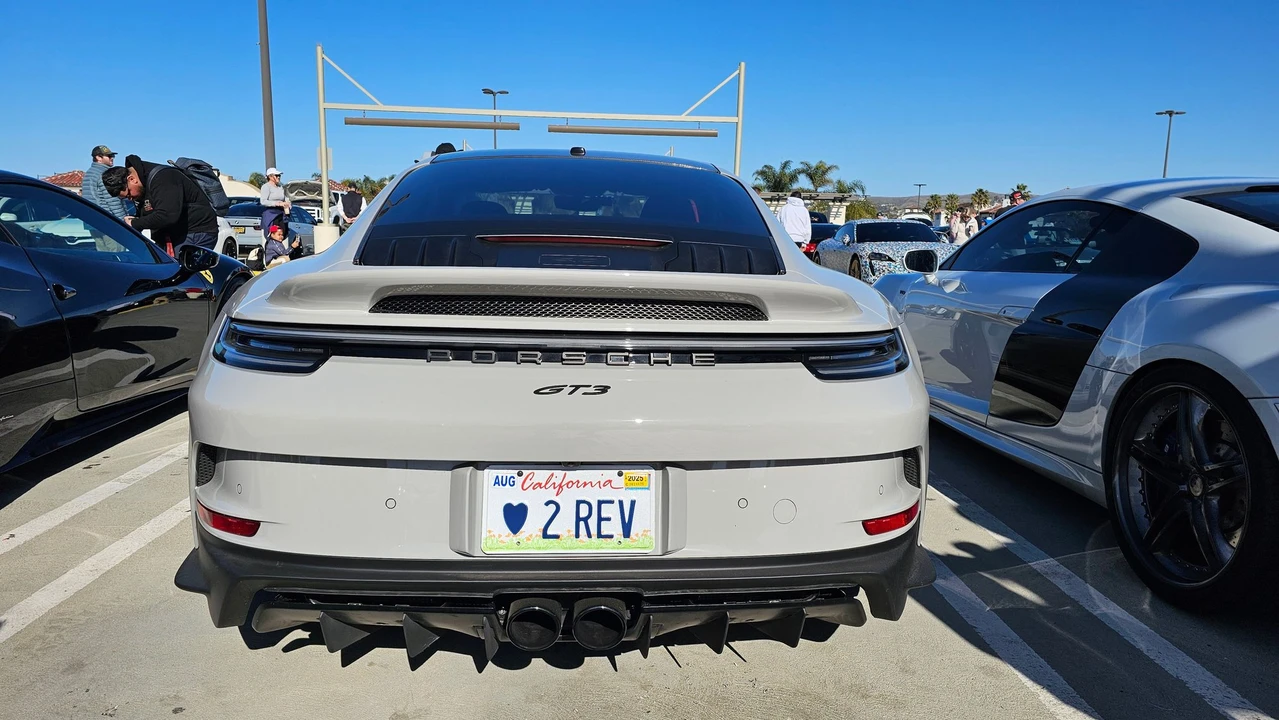 2022 Porsche 992 GT3 - Image 3 of 17