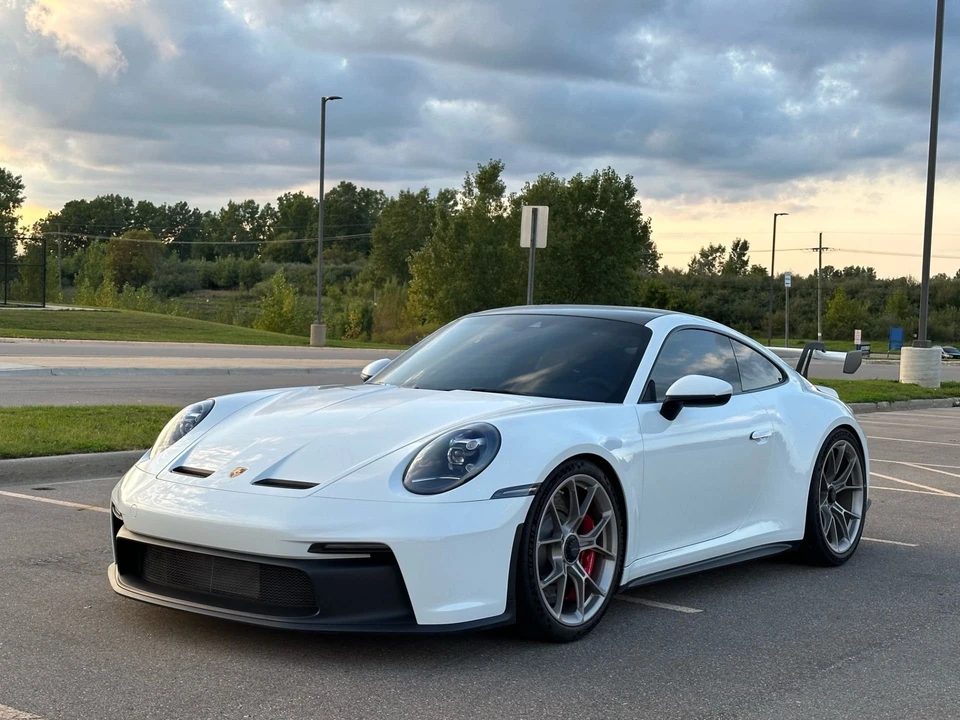 2022 Porsche 992 GT3 - Image 2 of 14