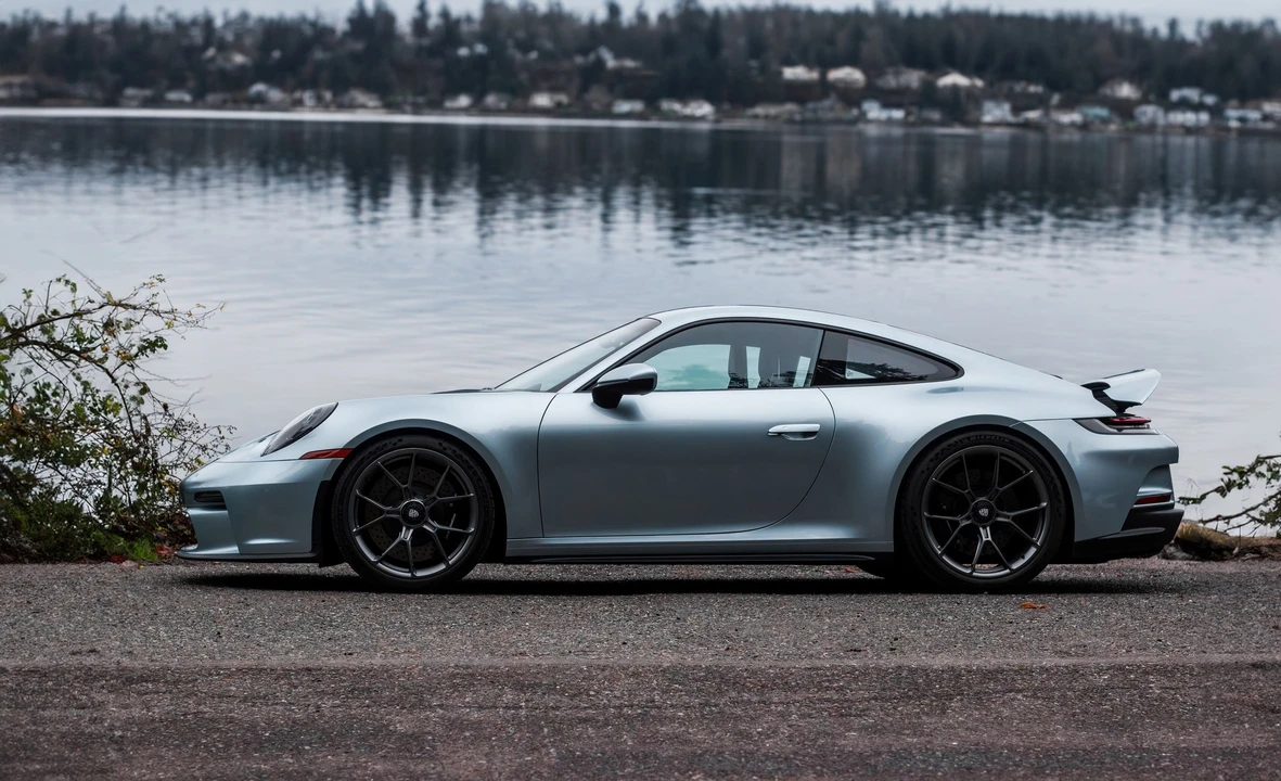 2022 Porsche 992 GT3 - Image 8 of 20