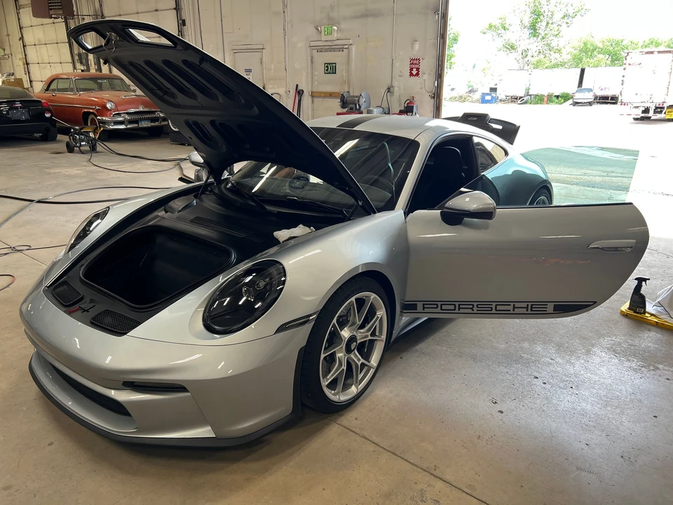 2022 Porsche 992 GT3 - Image 5 of 17
