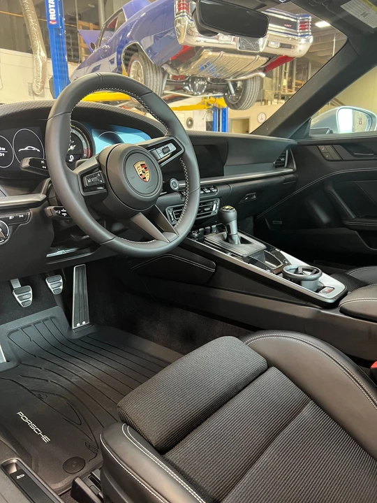 2022 Porsche 992 GT3 - Image 13 of 17