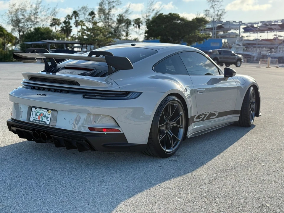 2022 Porsche 992 GT3 - Image 4 of 27