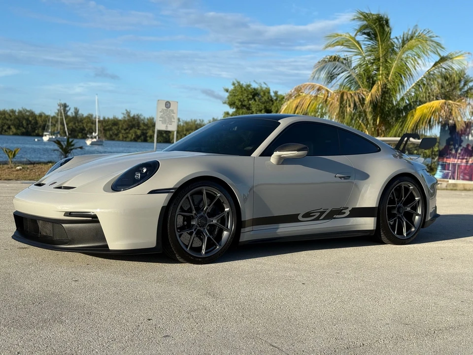 2022 Porsche 992 GT3 - Image 11 of 27