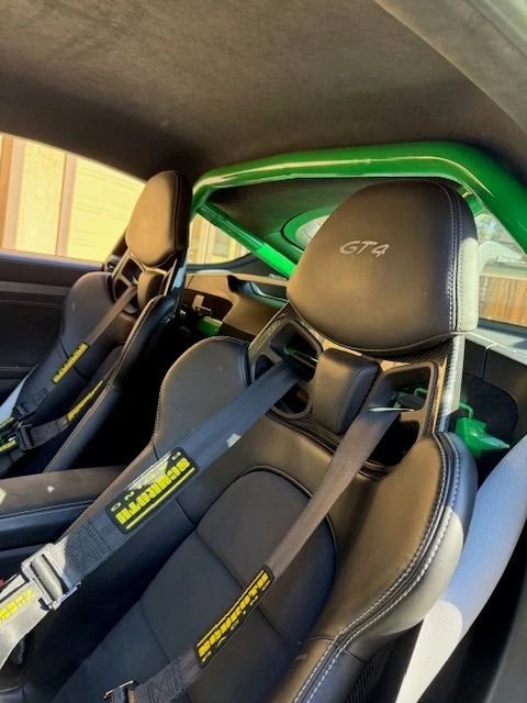 2022 Porsche 718 Cayman GT4 - Image 11 of 18