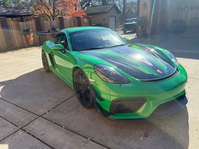 2022 Porsche 718 Cayman GT4 - Image 3 of 18