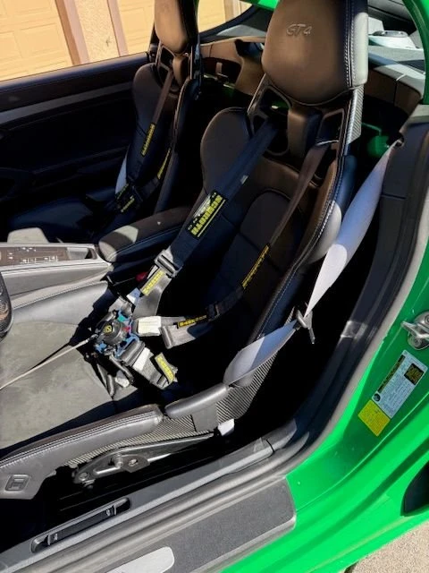 2022 Porsche 718 Cayman GT4 - Image 10 of 18
