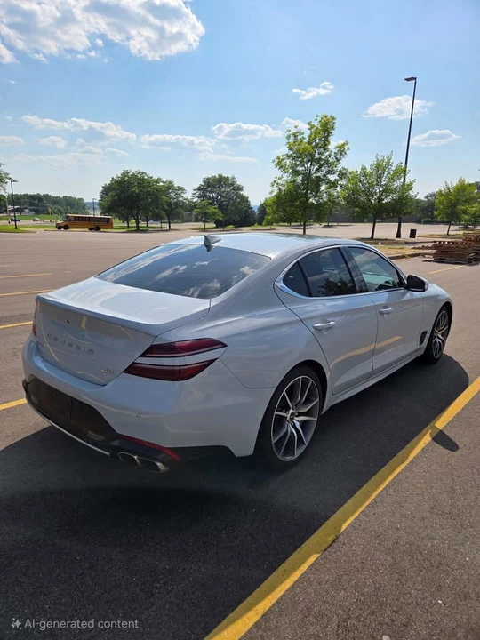 2022 Genesis G70 - Image 5 of 15