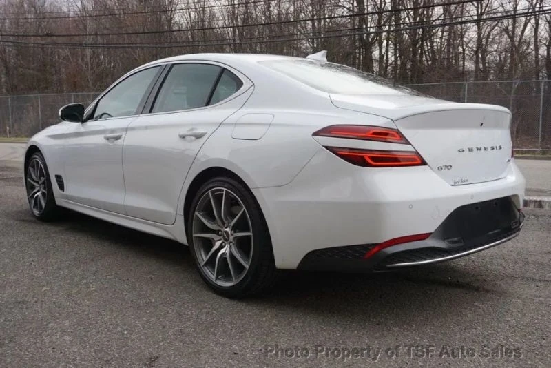 2022 Genesis G70 - Image 6 of 12