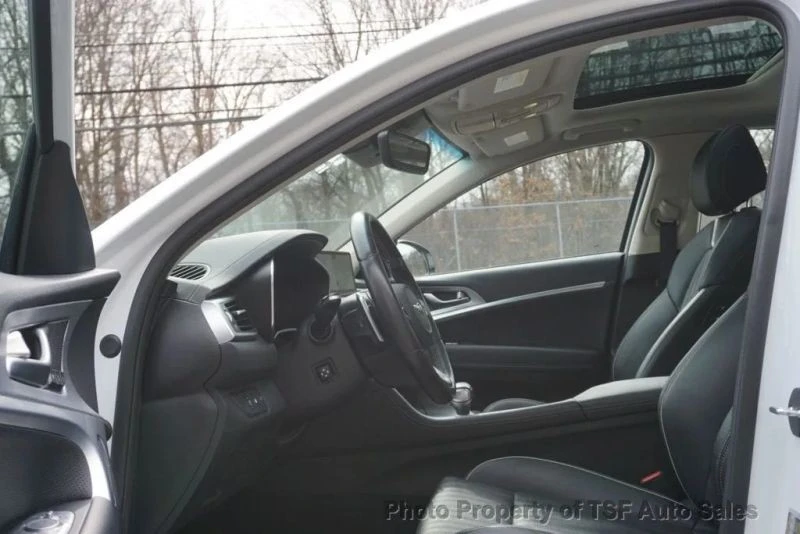 2022 Genesis G70 - Image 11 of 12