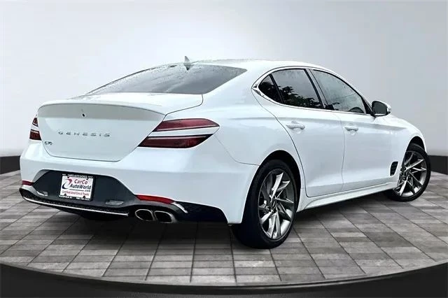 2022 Genesis G70 - Image 4 of 12