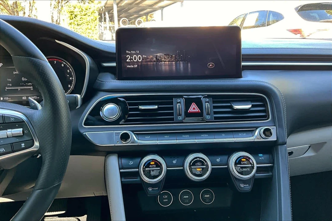 2022 Genesis G70 - Image 7 of 21