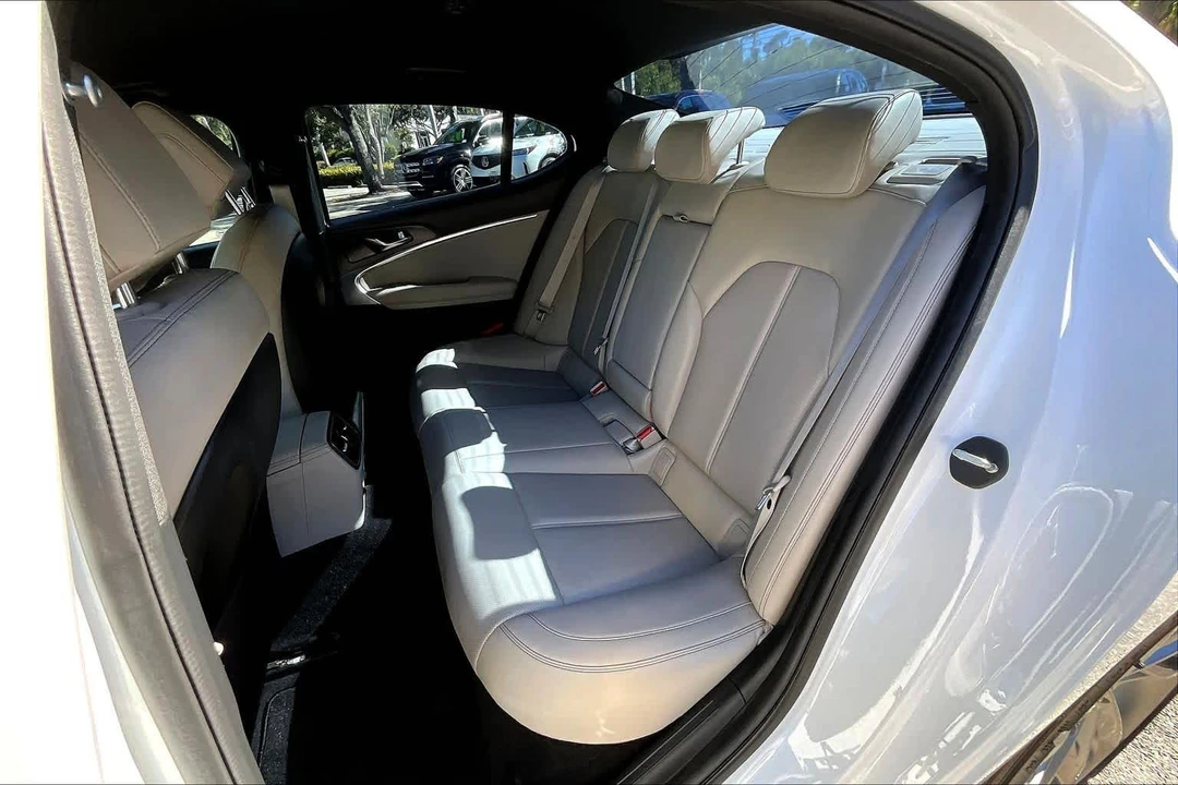 2022 Genesis G70 - Image 21 of 21