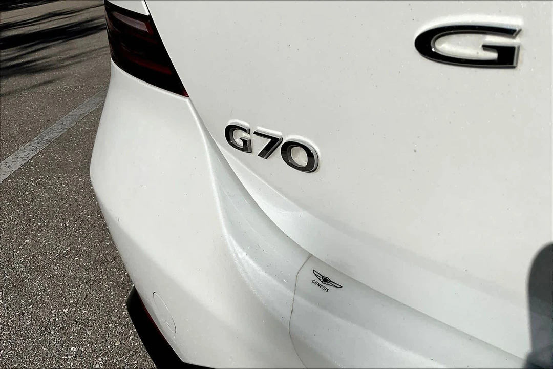 2022 Genesis G70 - Image 10 of 21