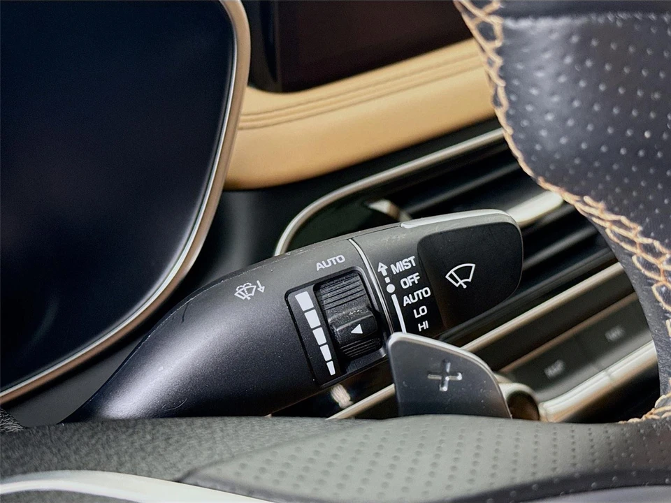 2022 Genesis G70 - Image 5 of 21