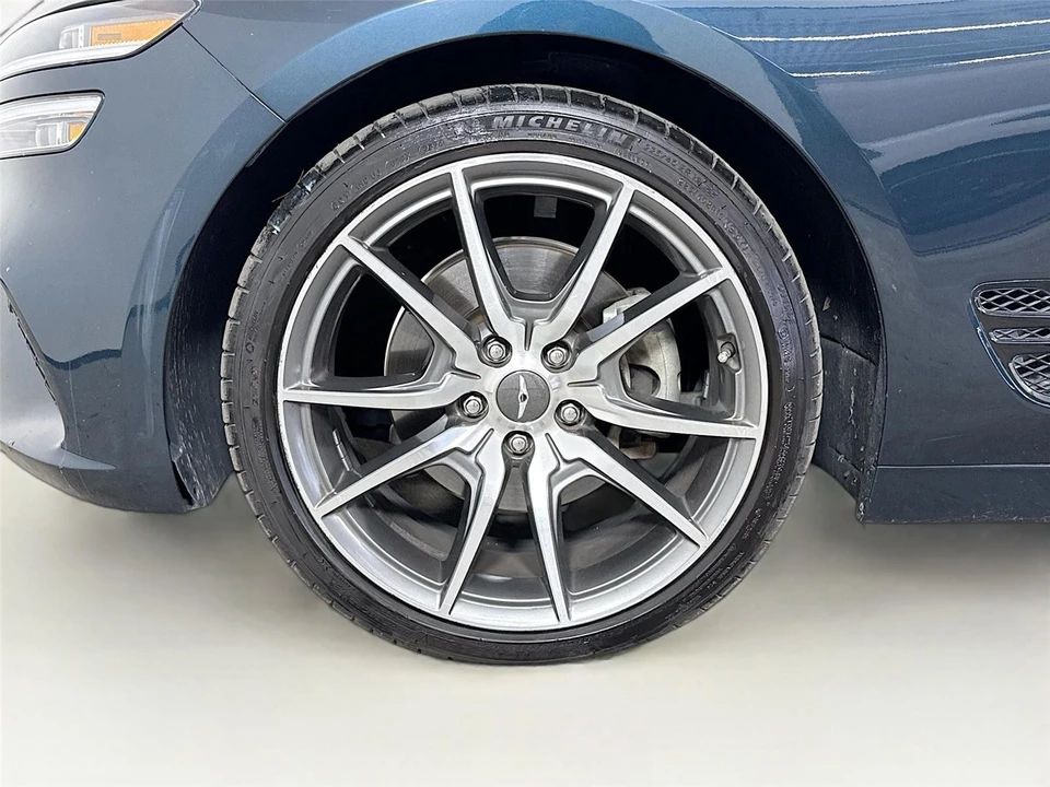 2022 Genesis G70 - Image 15 of 15