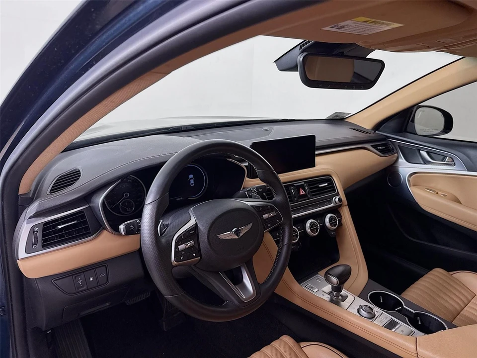 2022 Genesis G70 - Image 9 of 15