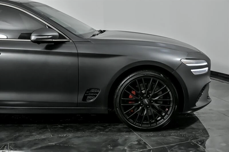 2022 Genesis G70 - Image 14 of 21