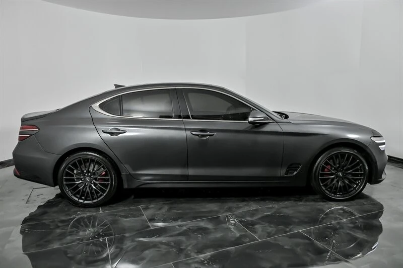 2022 Genesis G70 - Image 13 of 21