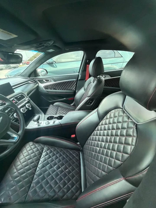 2022 Genesis G70 - Image 2 of 5