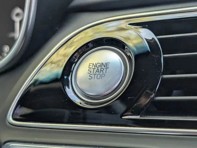 2022 Genesis G70 - Image 20 of 20