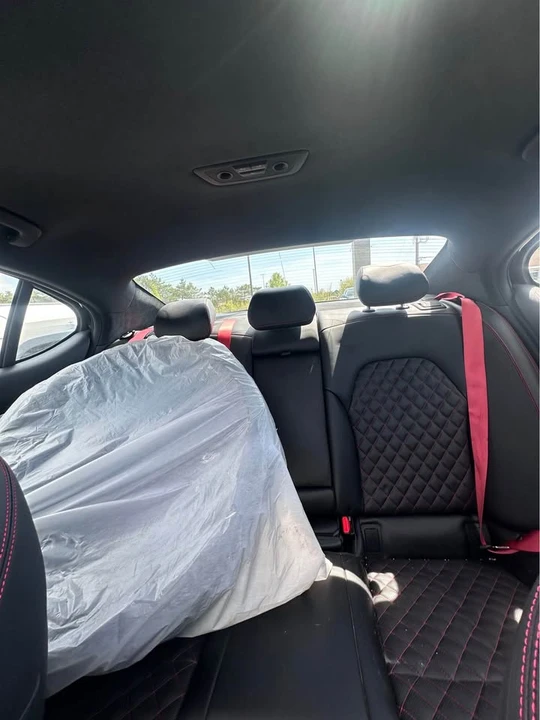 2022 Genesis G70 - Image 15 of 16
