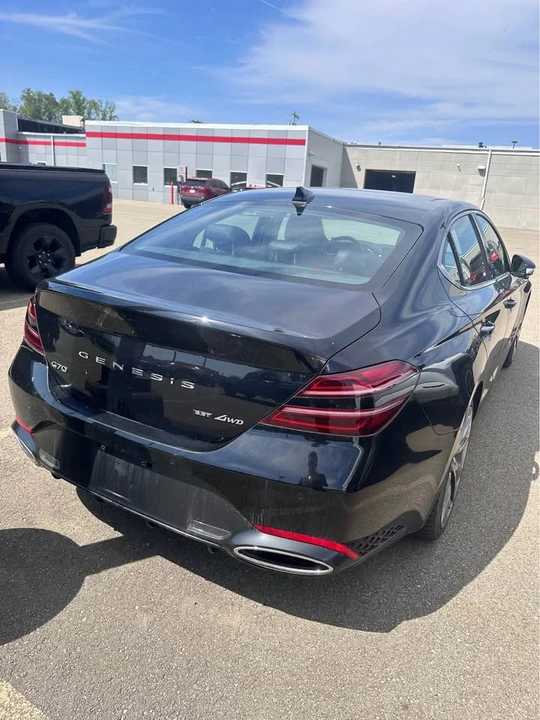 2022 Genesis G70 - Image 4 of 16