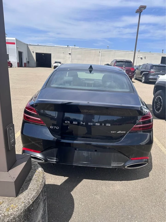 2022 Genesis G70 - Image 5 of 16