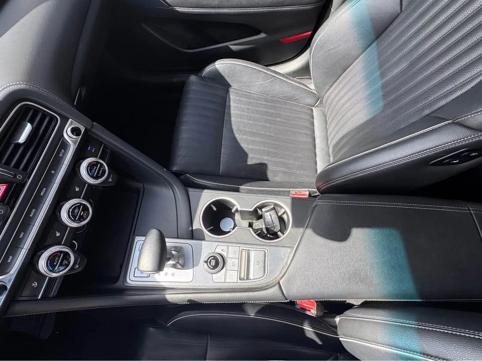 2022 Genesis G70 - Image 12 of 14