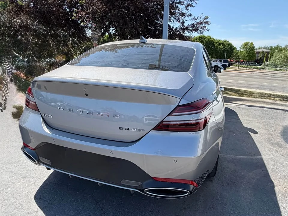 2022 Genesis G70 - Image 11 of 17