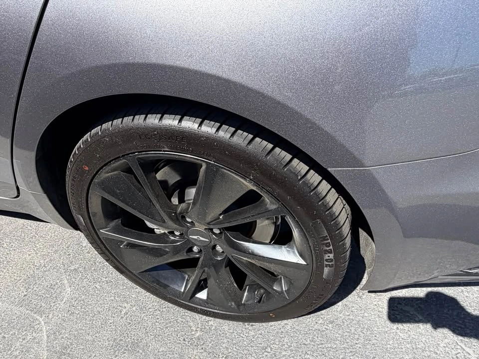 2022 Genesis G70 - Image 8 of 17
