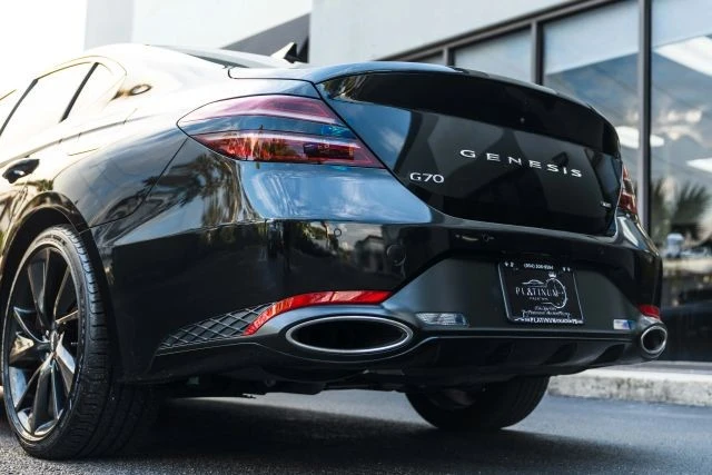 2022 Genesis G70 - Image 17 of 21